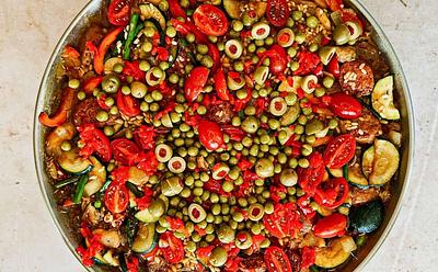 How To Make Vegan Spanish Paella