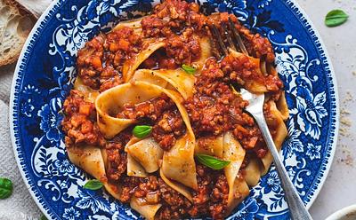 Try This Classic Vegan Bolognese