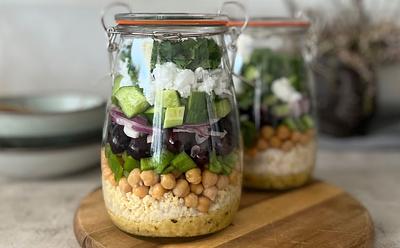 This Jarred Salad Is A Nutritious Vegan Lunch
