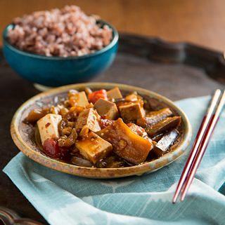 Eggplant and Tofu in Spicy Garlic Sauce