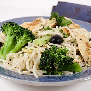 Hasty Tasty Pasta with Broccoli, Olives, and "Chicken"