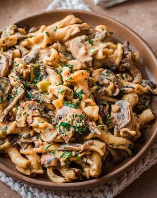 Creamy Vegan Mushroom Stroganoff