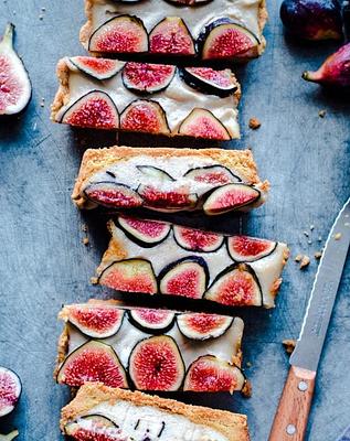 Vegan Fig Tart with Coconut-Cashew Cream (Gluten-Free)