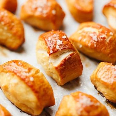 Vegan Pretzel Bites