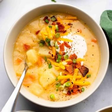 Easy Vegan Potato Soup