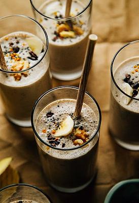 Vegan Banana Bread Shakes with Walnut Milk