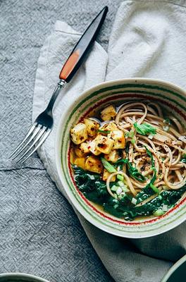 Garlic Pepper Soba with Chili Roasted Tofu