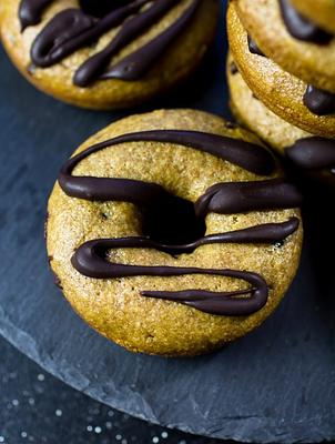 Vegan Baked Chocolate Chip Donuts (Oil-free)