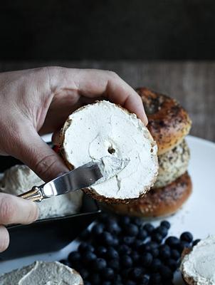 Vegan Smoky Black Pepper Cream Cheese