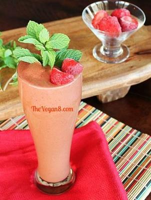 Mint Chocolate Berry Shake