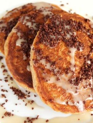 Vegan Cookies ‘N’ Cream Pancakes