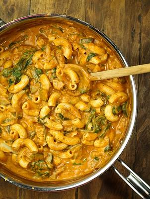 Vegan Chili Pasta with Veggies