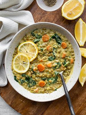 Creamy Vegan Lentil Soup (With Turmeric and Lemon)