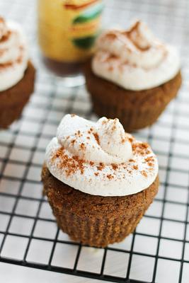 Vegan Gluten Free Pumpkin Muffins (Oil-free!)