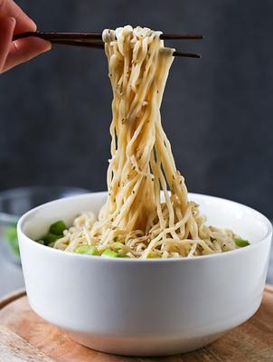 Easy Vegan Ramen Noodle Soup