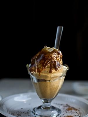 Vegan Pumpkin Spice Latte Ice Cream (No-Churn!)