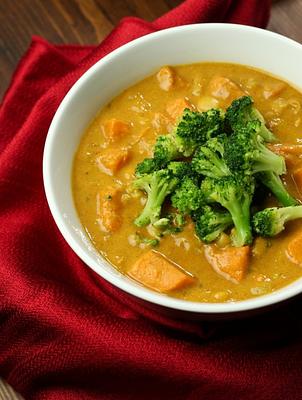 Sweet Potato & White Bean Curry Soup with Roasted Broccoli