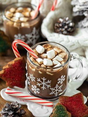 Vegan Peppermint Mocha Latte (Starbucks Copycat)