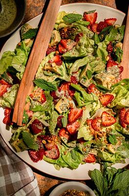 Summer Fresh Strawberry Salad with Mint Poppy Seed Dressing