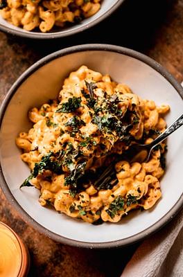 Creamy Vegan Truffle Mac with Crunchy Kale Topping