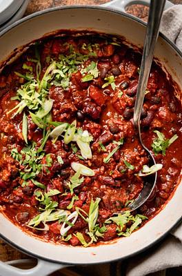 30-Minute Hearty Vegan Chili
