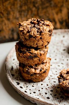 Zucchini Baked Oatmeal Cups with Chocolate
