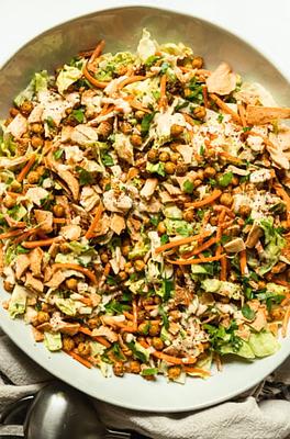 Hummus Crunch Salad
