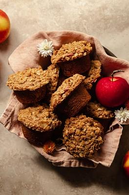 Vegan Apple Crisp Muffins