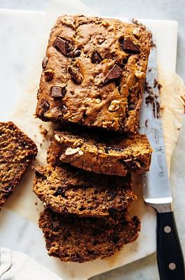 Moist Vegan Zucchini Bread with Chocolate & Walnuts