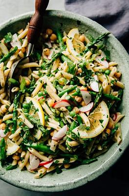 Lemony Spring Pasta Salad with Vegetables & Herbs