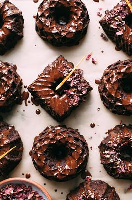 Vegan Chocolate Orange Cakes