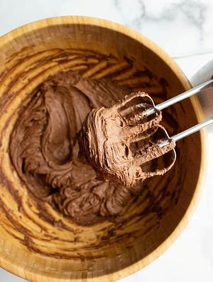 Vegan Chocolate Buttercream Frosting