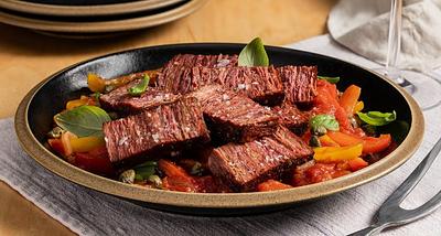 Chunk Foods Donates Plant-Based Steaks to Fire-Affected Communities in LA