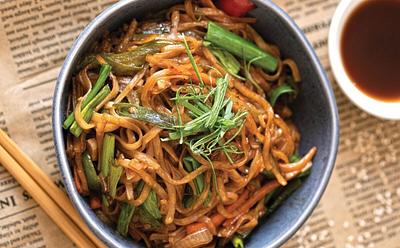 Easy Vegan Drunken Noodles
