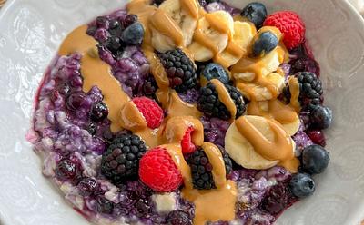 5-Minute Blueberry ‘Superfood’ Oats