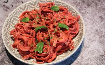 How To Make This 10-Minute Creamy Beetroot Pasta