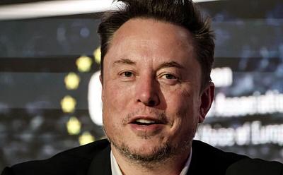 Emmy Award-Winning Journalist Calls On Elon Musk To Cut Animal Agriculture Subsidies