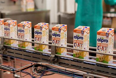 Alpro Announces Switch to 100% British Oats Following Multi-Million-Pound Investment