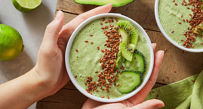 The one smoothie ingredient doctors say you should never skip