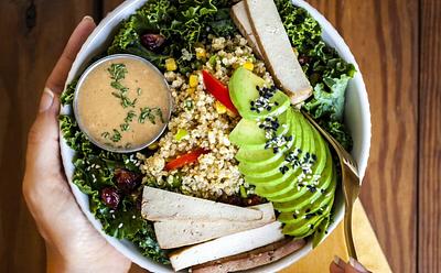 Kale Salad With Quinoa Pilaf