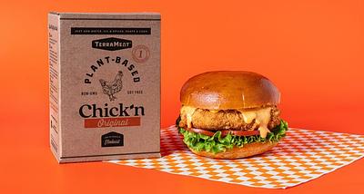 Elmhurst 1925 Debuts Powdered Plant-Based Chicken