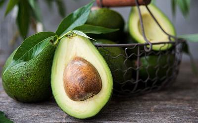 Don’t Eat Avocados Until You Do This Hack