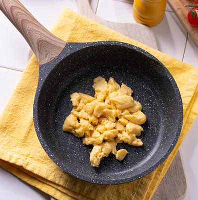 UK Plant-Based Egg Brand Crackd Secures Listings at Major Grocery Stores in the US