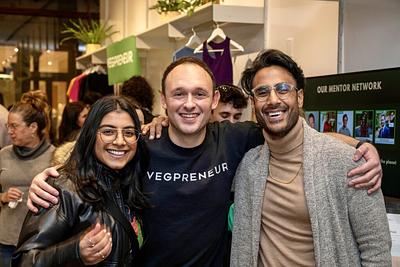 VEGPRENEUR Teams Up with SHOPLINE to Launch Accelerator Program for Scaling Plant-Based Brands