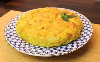 This Spanish Omelet Is So Juicy You Won’t Believe It’s Vegan