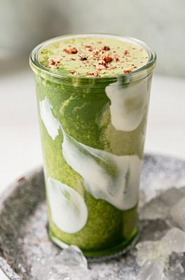 Matcha Banana Breakfast Smoothie with Toasted Pecans