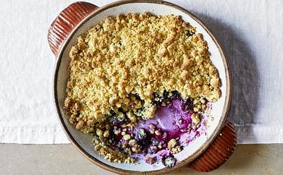 Your New Favorite Blueberry Crumble (Good All Year Round)
