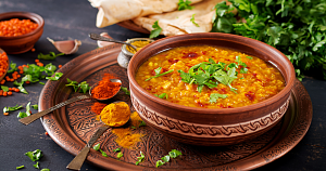 This creamy vegan curry turns your kitchen into a spice haven