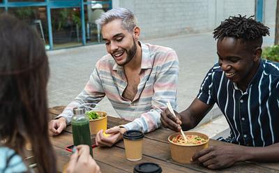 7 Out Of 10 Students In Manchester Want To Eat More Plant-Based Food