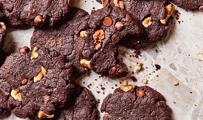 45 Vegan Cookies for Every Occasion: From Chocolate Chip to Nutella-Stuffed